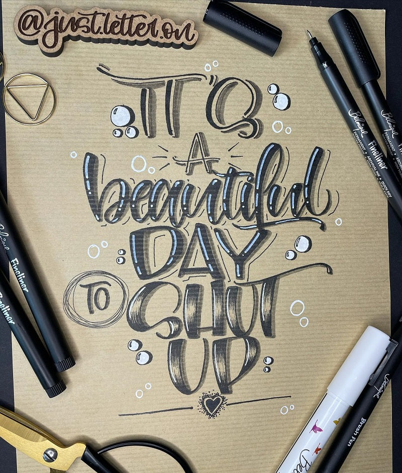 Handlettering Zeichnung mit Fineliner und Kreidestifte